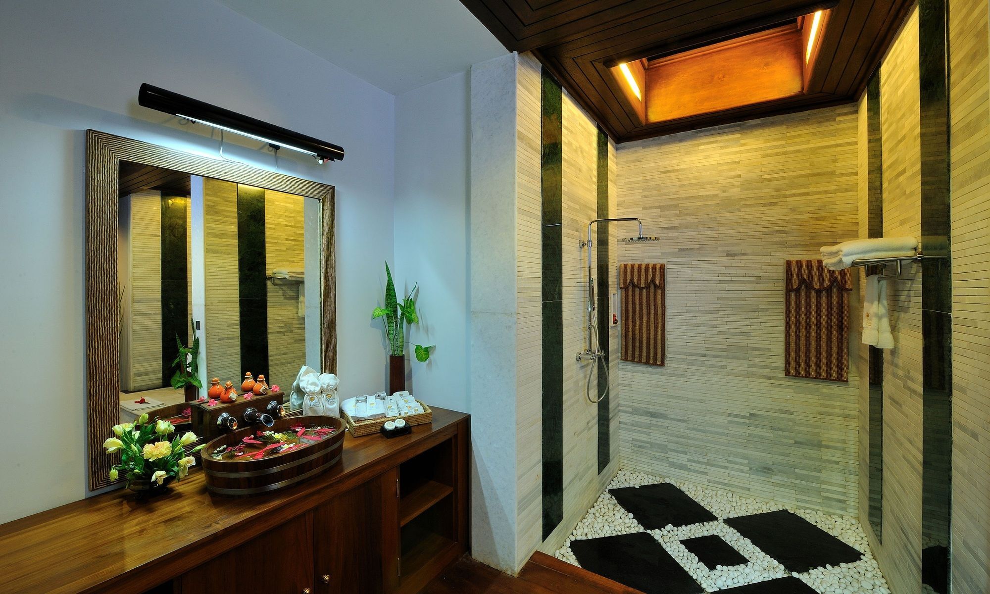 Aureum Palace Hotel & Resort Inle Nyaung Shwe Luaran gambar
